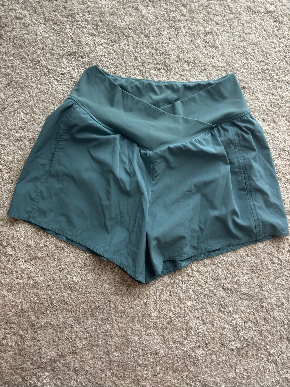 HALARA Athletic Shorts Set in Navy and Teal - Picture 6 of 7